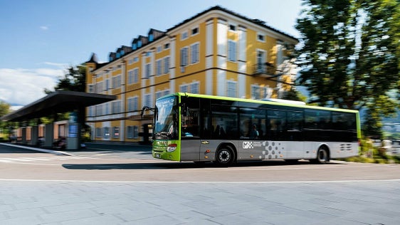 In Eile zur Schule mit Sonderfahrten (Foto STA/Ivan Brentegani)
