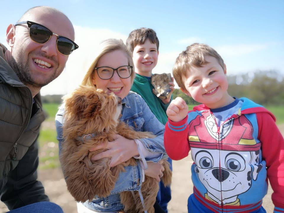 Article card header image