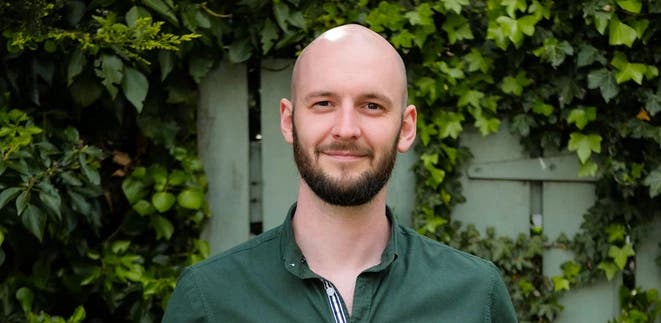 Article card header image