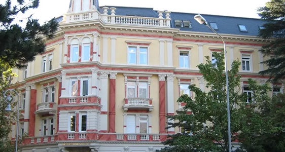 [external Link]: Landeshotelfachschule Kaiserhof Meran