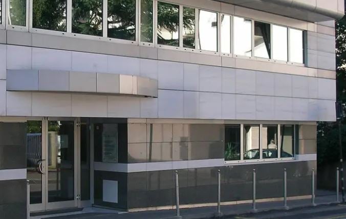 [external Link]: Landhaus Mendelstraße 33