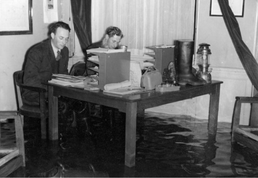 Medewerkers waterleidingmaatschappij Zierikzee zaten enkeldiep in het zoute water.