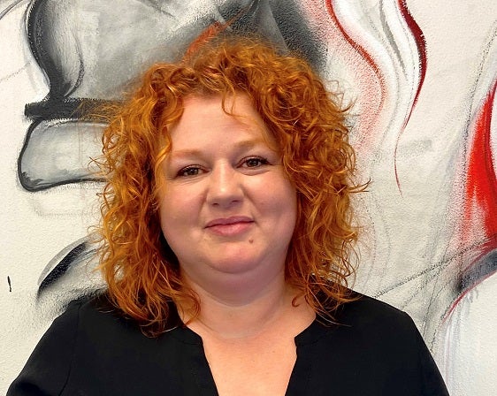 Angelika Rungg, Friseurin