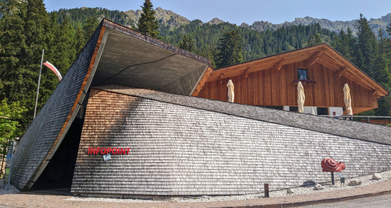 Infopoint Dolomites UNESCO Arpejon mundiela (Archif Ufize Natura, fotografia Martin Gantioler)