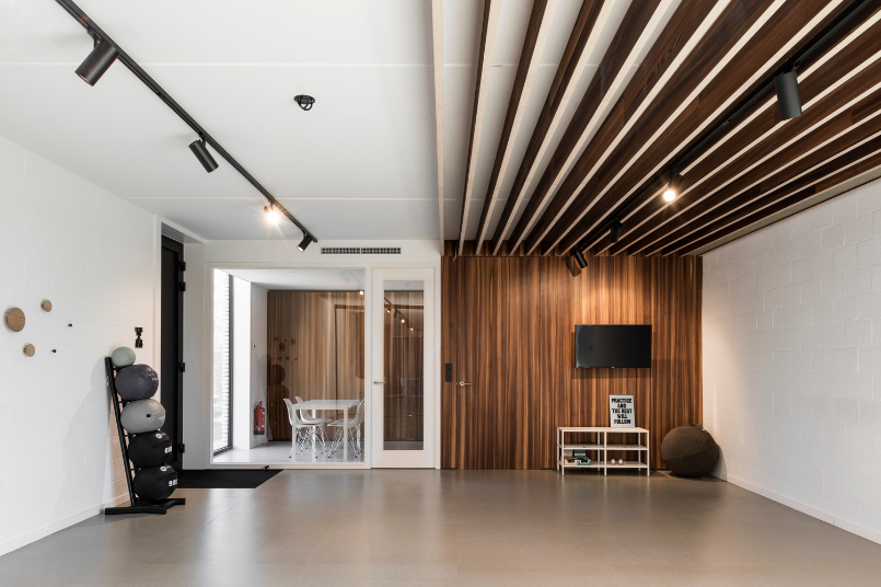 gym - Nordus - Nordus autumn larch - larch beams - larch slats - larch wall - wood panel - prefinished panel