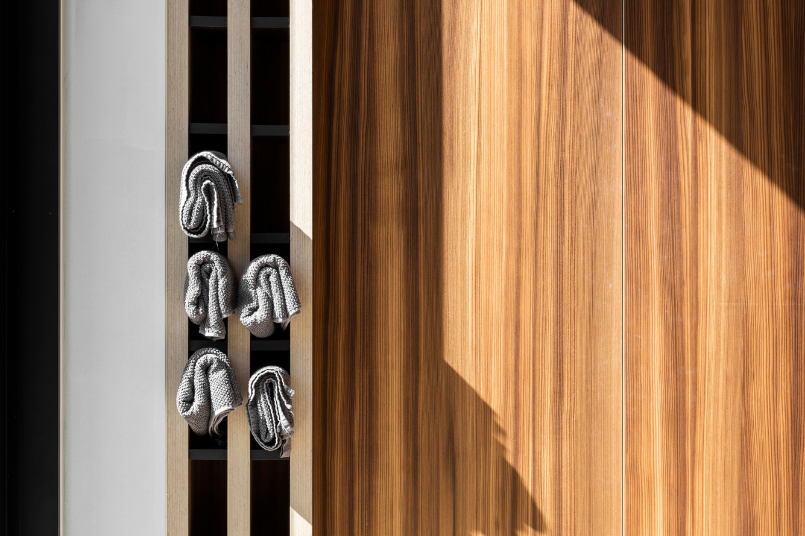 autumn larch - autumn larch wall - gym wall - gym wood wall - Nordus autumn larch - Nordus