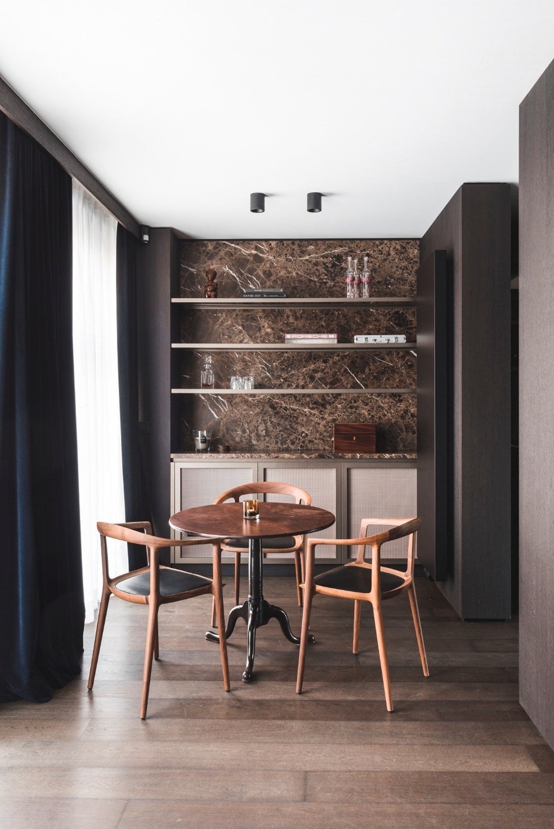 veneer floor - brushed look - brushed wood - brushed wood floor 