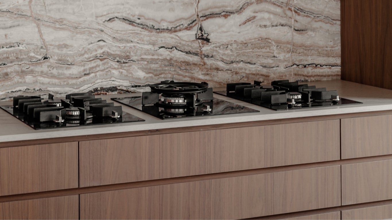 Kitchen design - project with Shinnoki frozen walnut - wood veneer - decospan - detail cabinetry