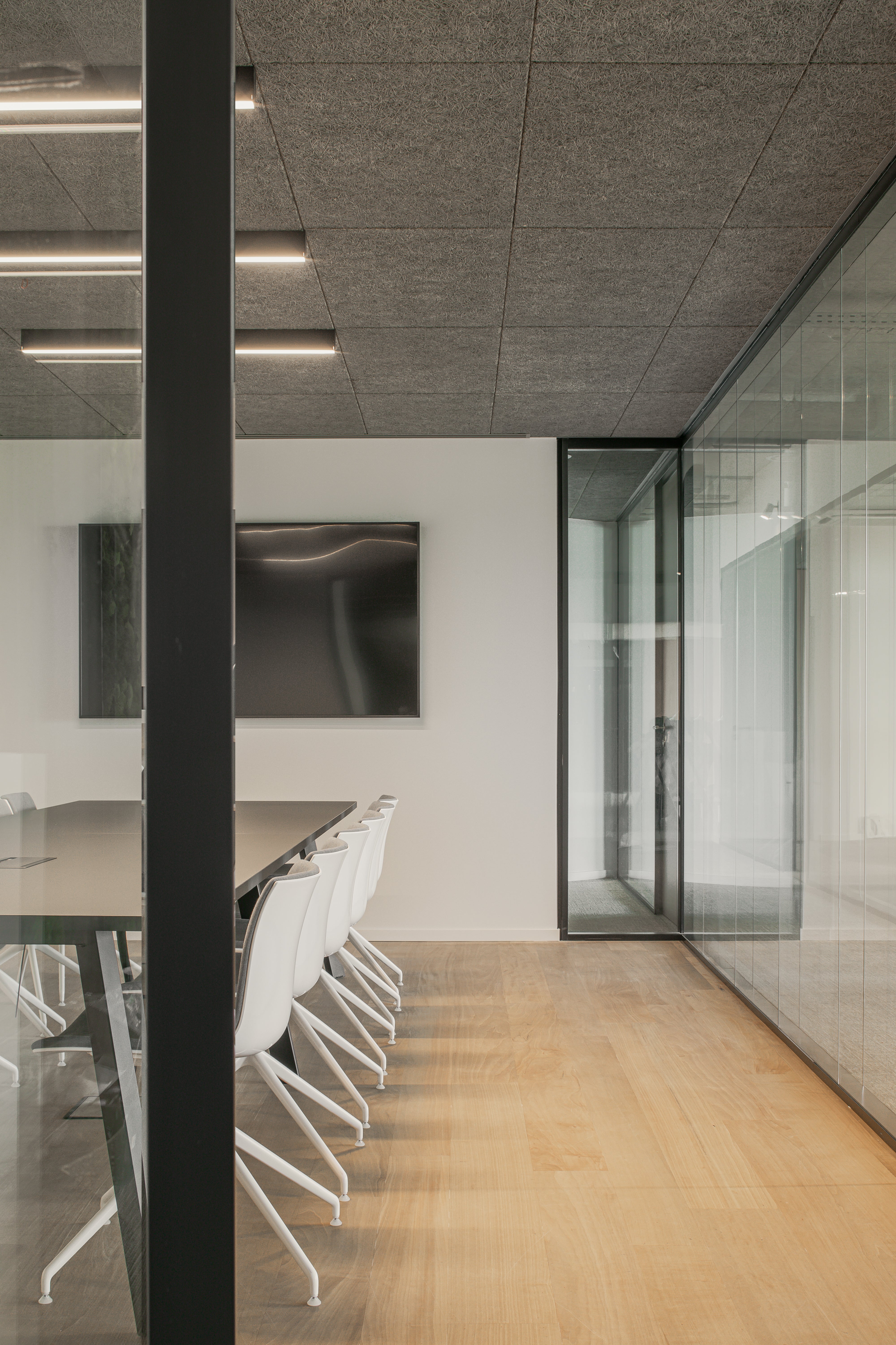 Total wood solutions - Aniegré - african aniegré veneer - solid wood look - veneer floor