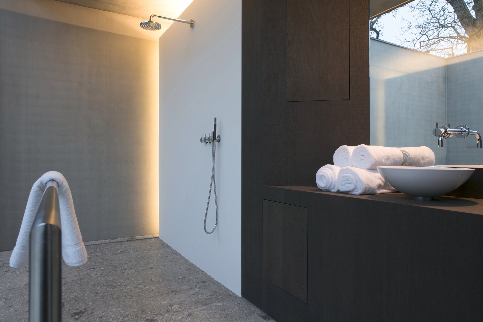 bathroom - modern bathroom 