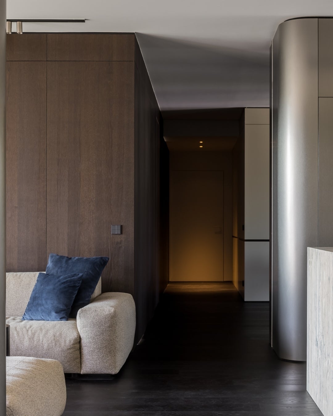 Interior project with Shinnoki prefinished wood panels - Burley Oak - residential