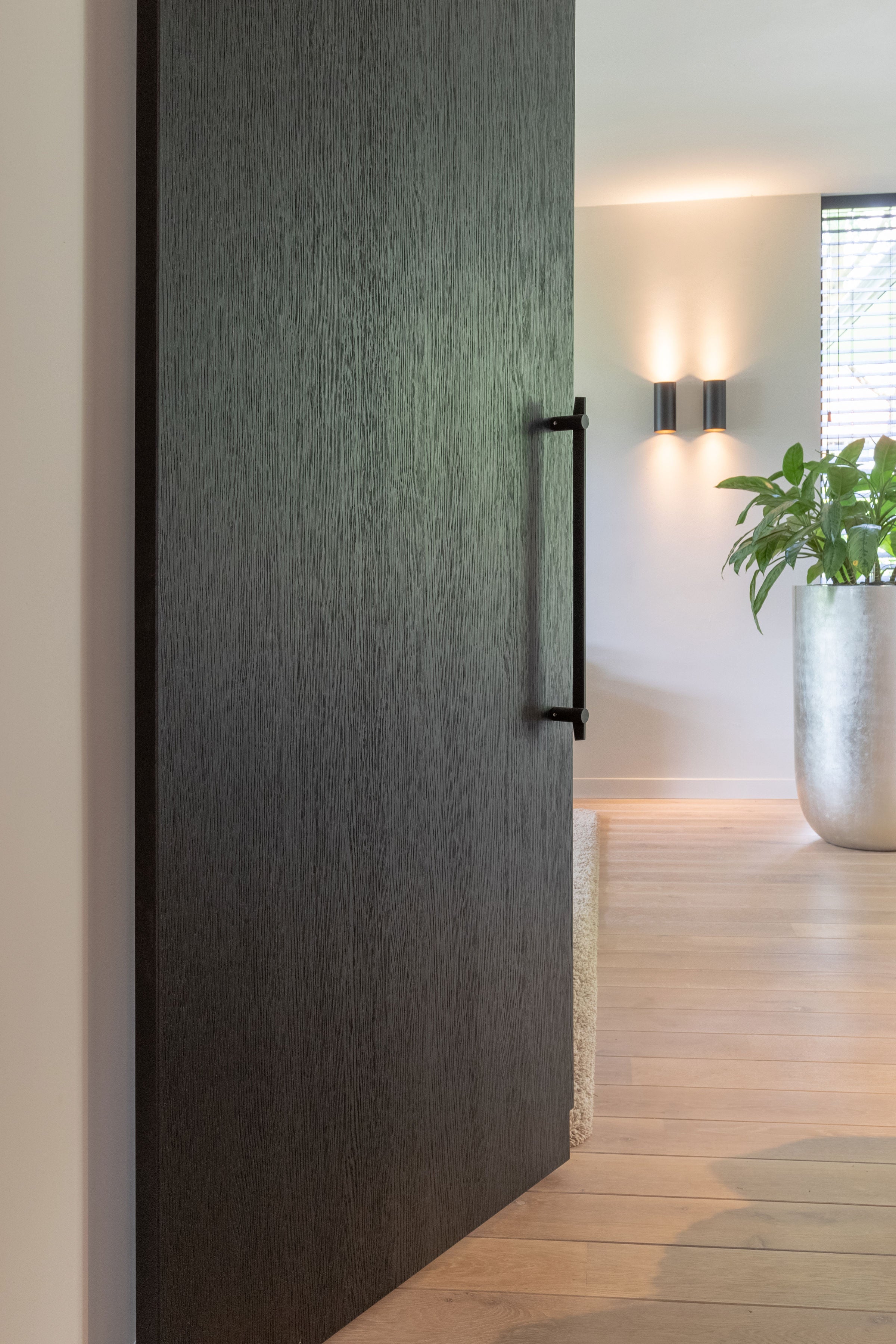 Oak - Querkus - Querkus door - wood door - veneer door - wooden door 