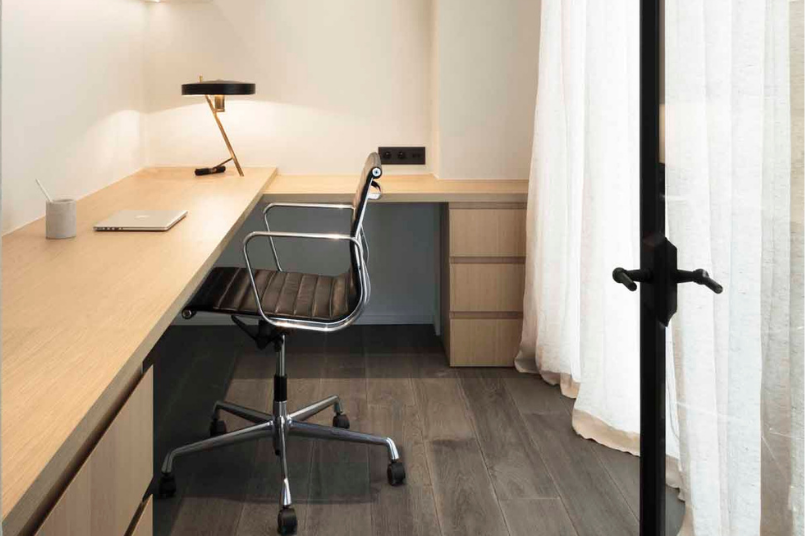 hotel room - wood veneer - ready to use veneer floor - veneer floor