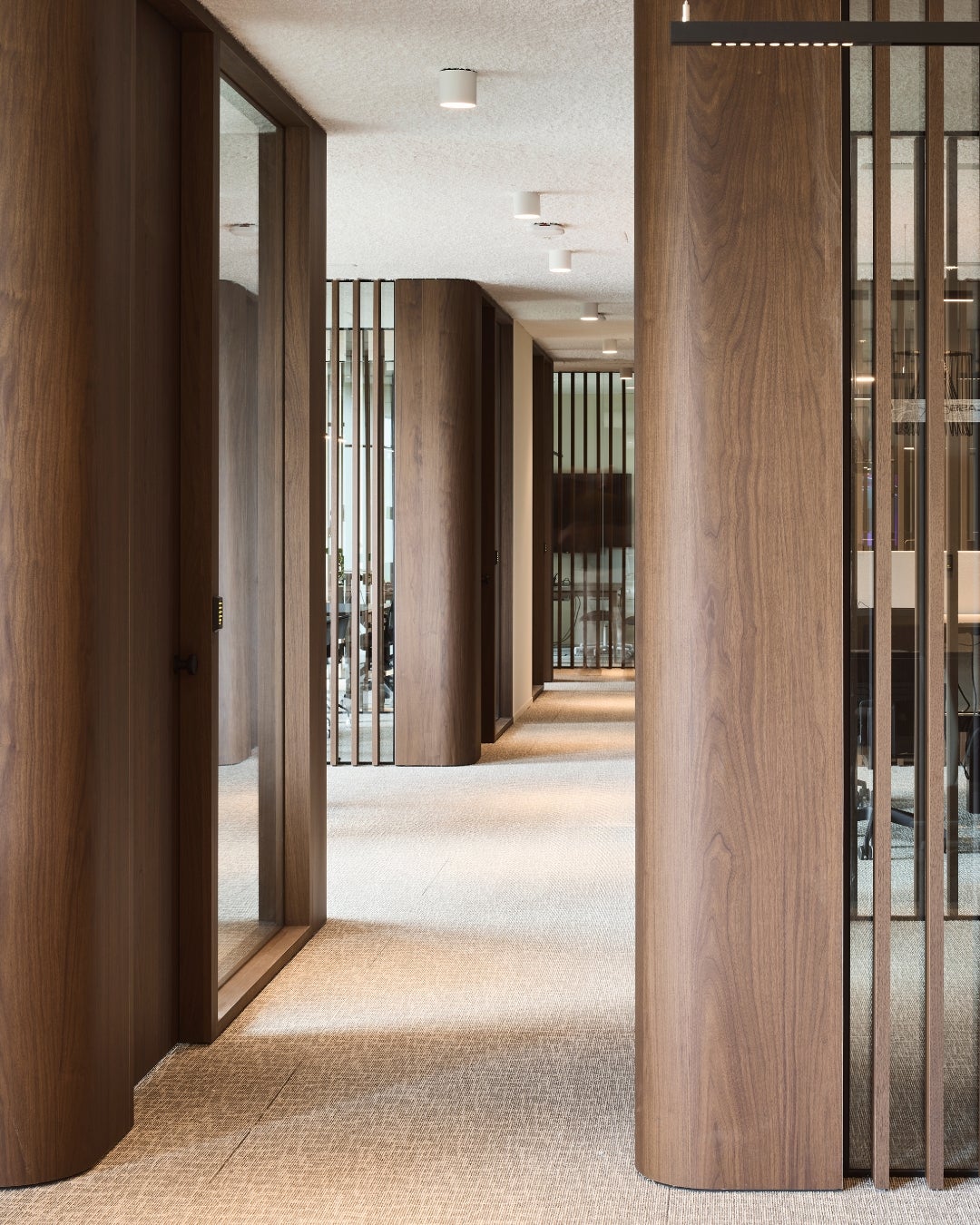 Office hallway - wood veneer - interior design - shinnoki pure walnut