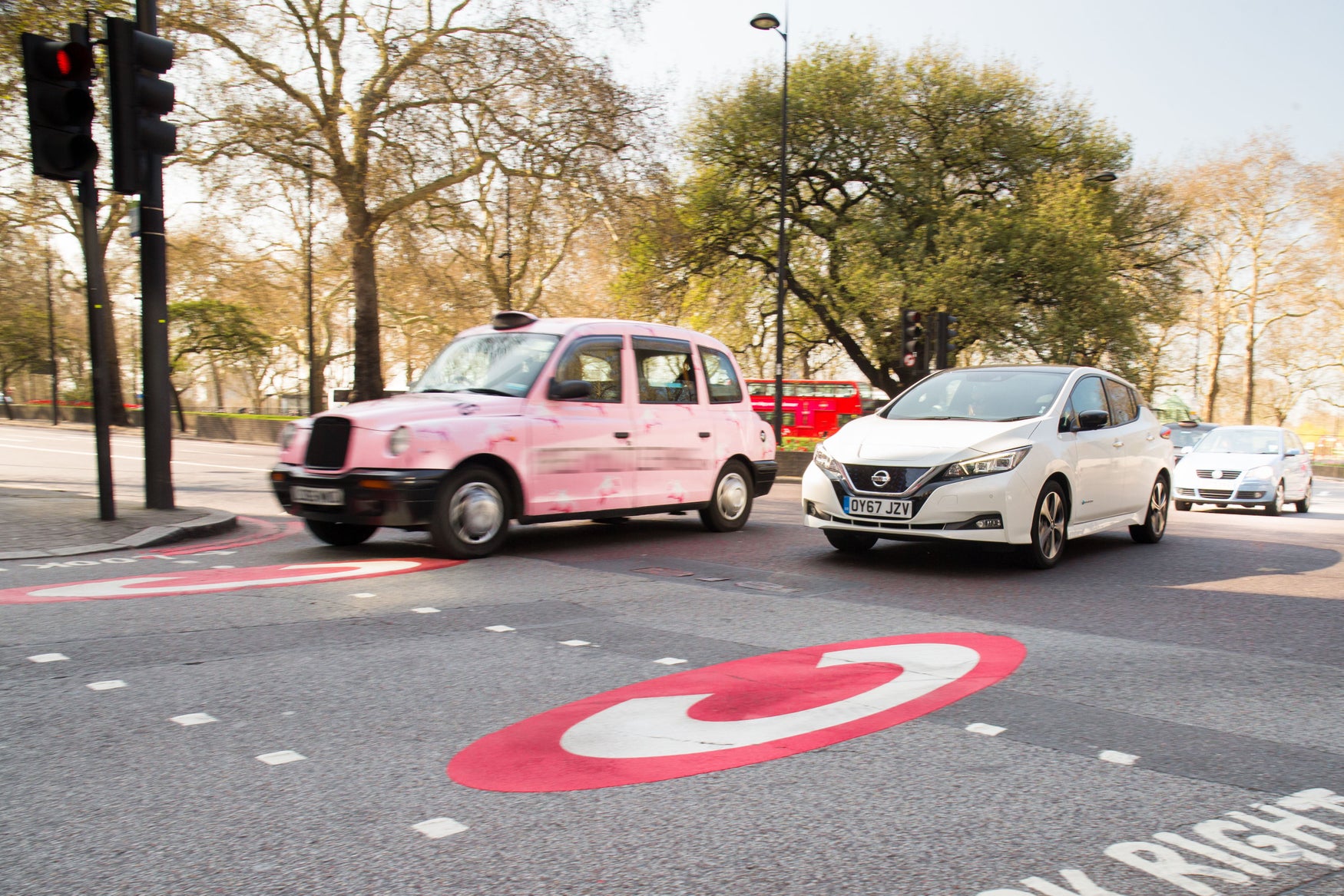 clean-air-zones-explained-2023-clean-air-zone-checker-heycar