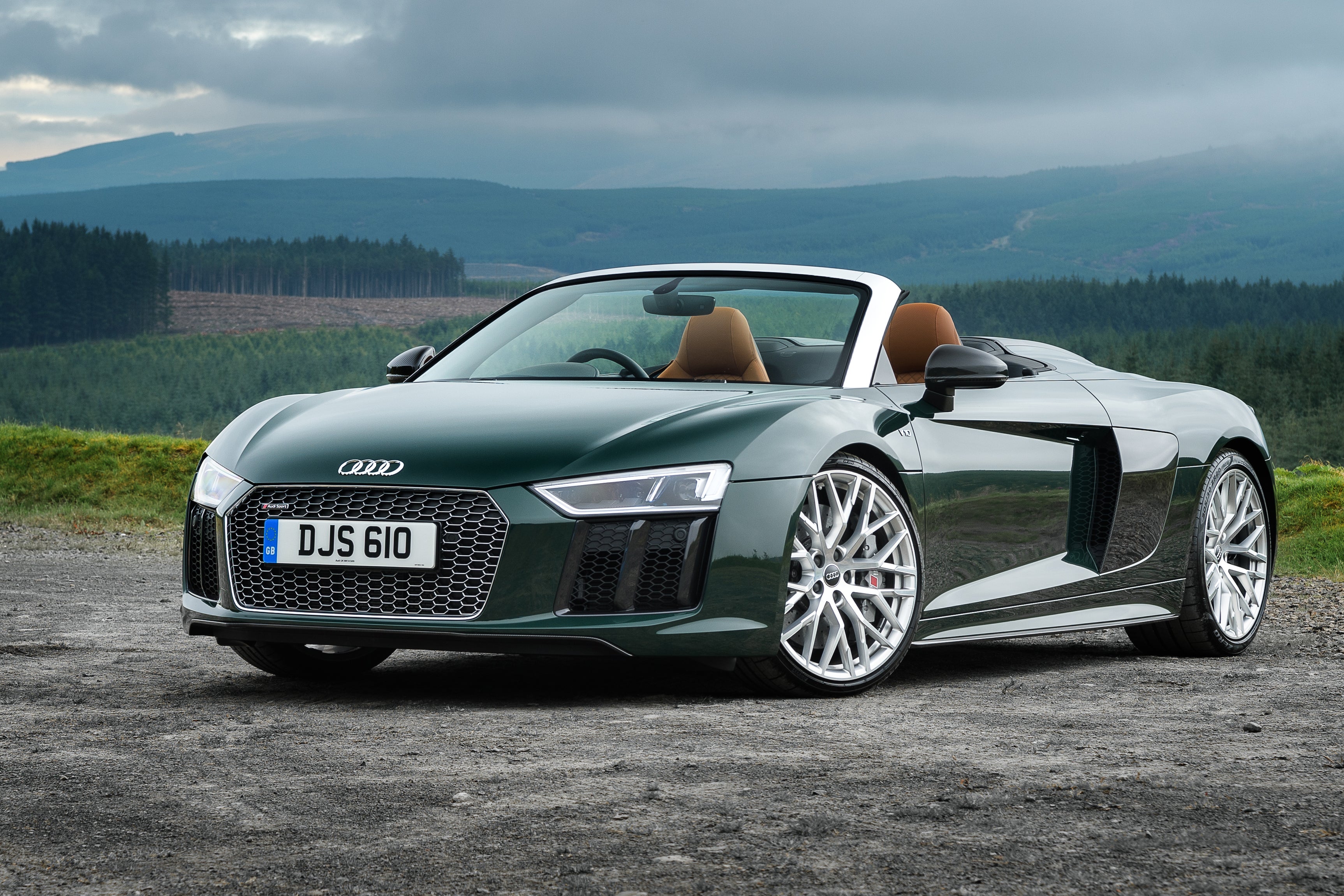 Audi R8 Spyder Green