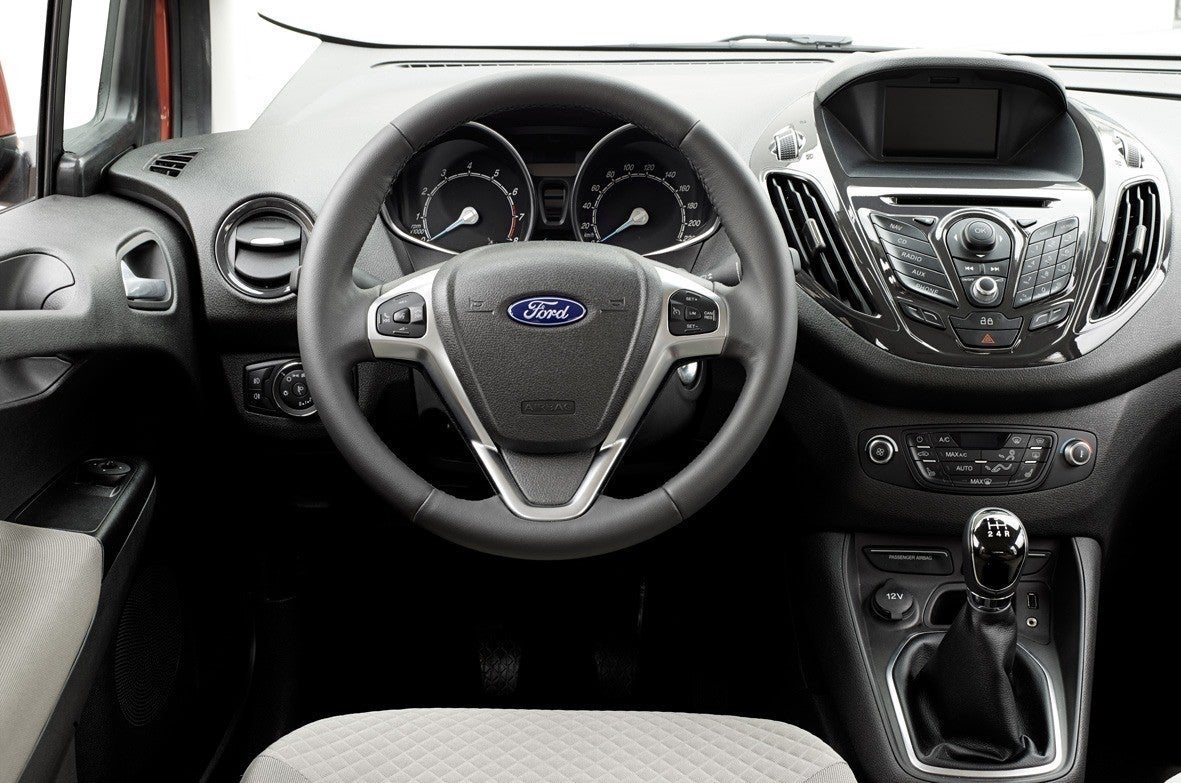 Ford Tourneo Courier images (9 of 10)