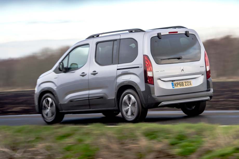 Peugeot Rifter - El auto más versátil para mover a una familia