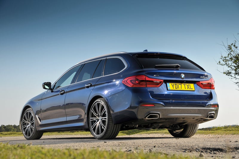 BMW 540i review - Petrol 'six plays second fiddle to the diesel