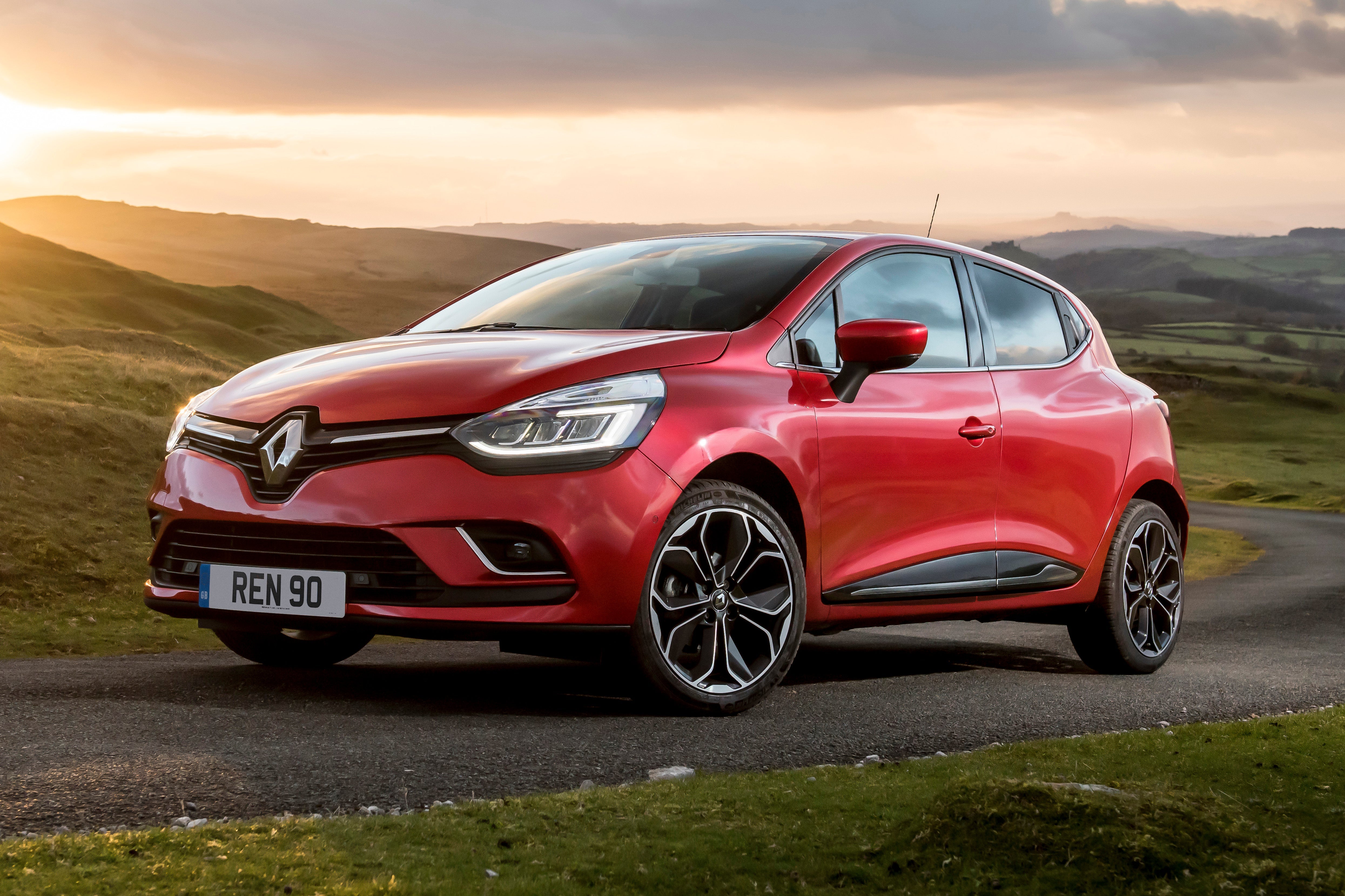 Renault Clio (2013-2019) Review