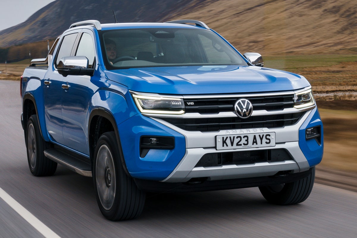 Volkswagen Amarok Review 2025 heycar