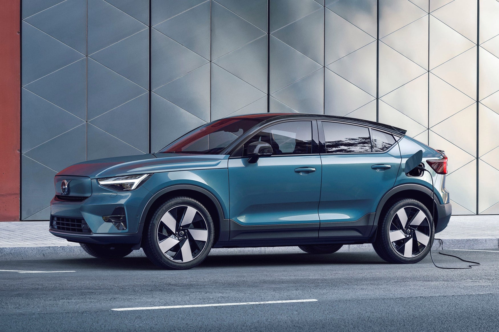 2022 Volvo C40 Recharge EV price, specs and release date | heycar