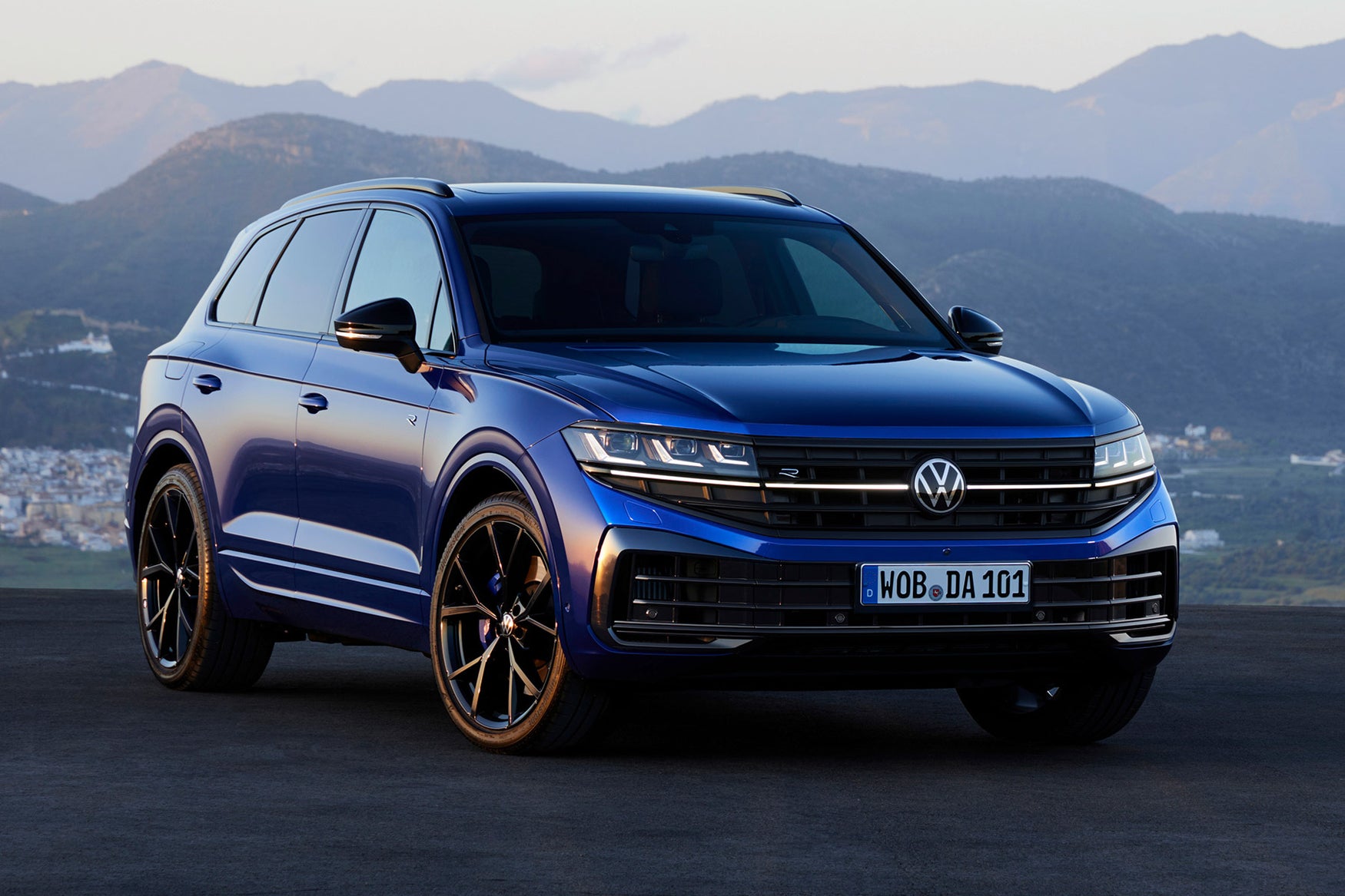 New 2023 Volkswagen Touareg price, specs and release date heycar