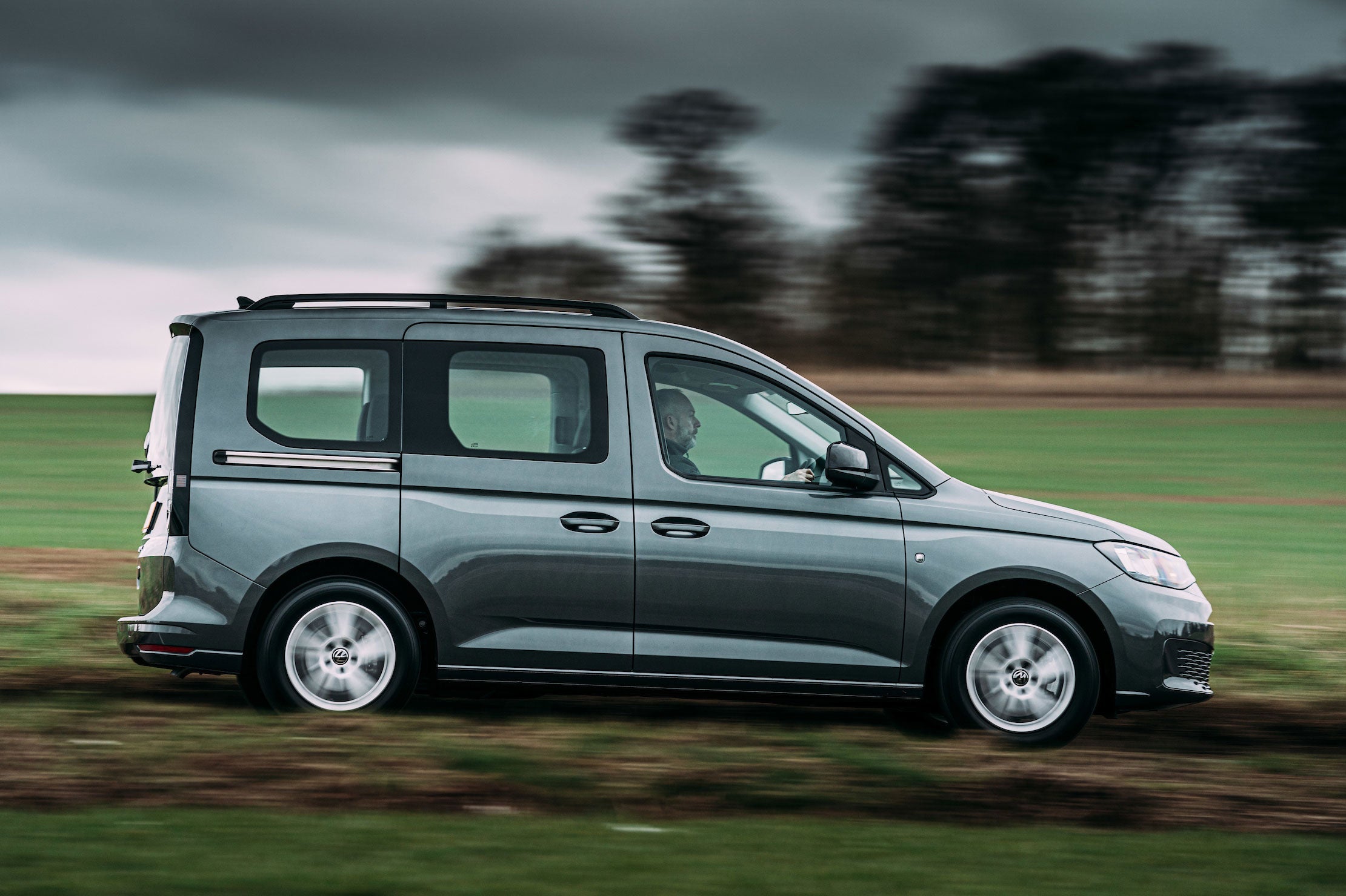 Volkswagen Caddy Review heycar