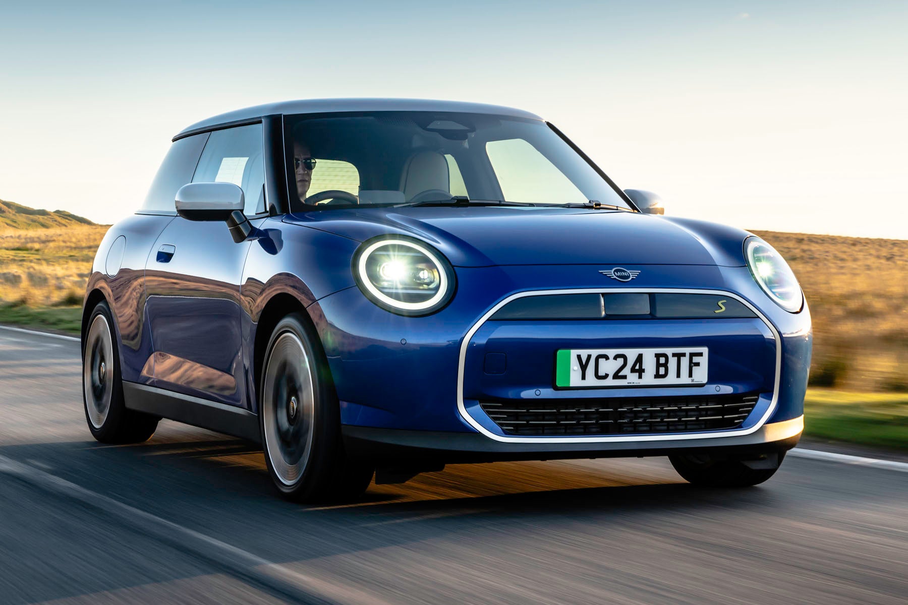 Main listing image - MINI Cooper Electric Review 2026: Price, specs & boot space