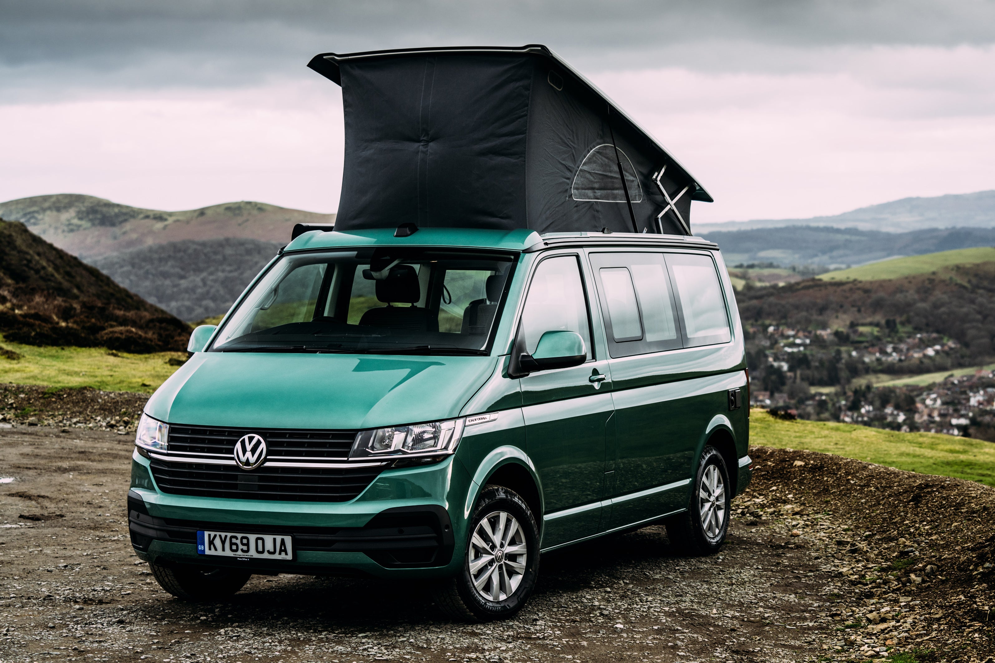 30K VW Caddy California mini-camper makes it over to the UK