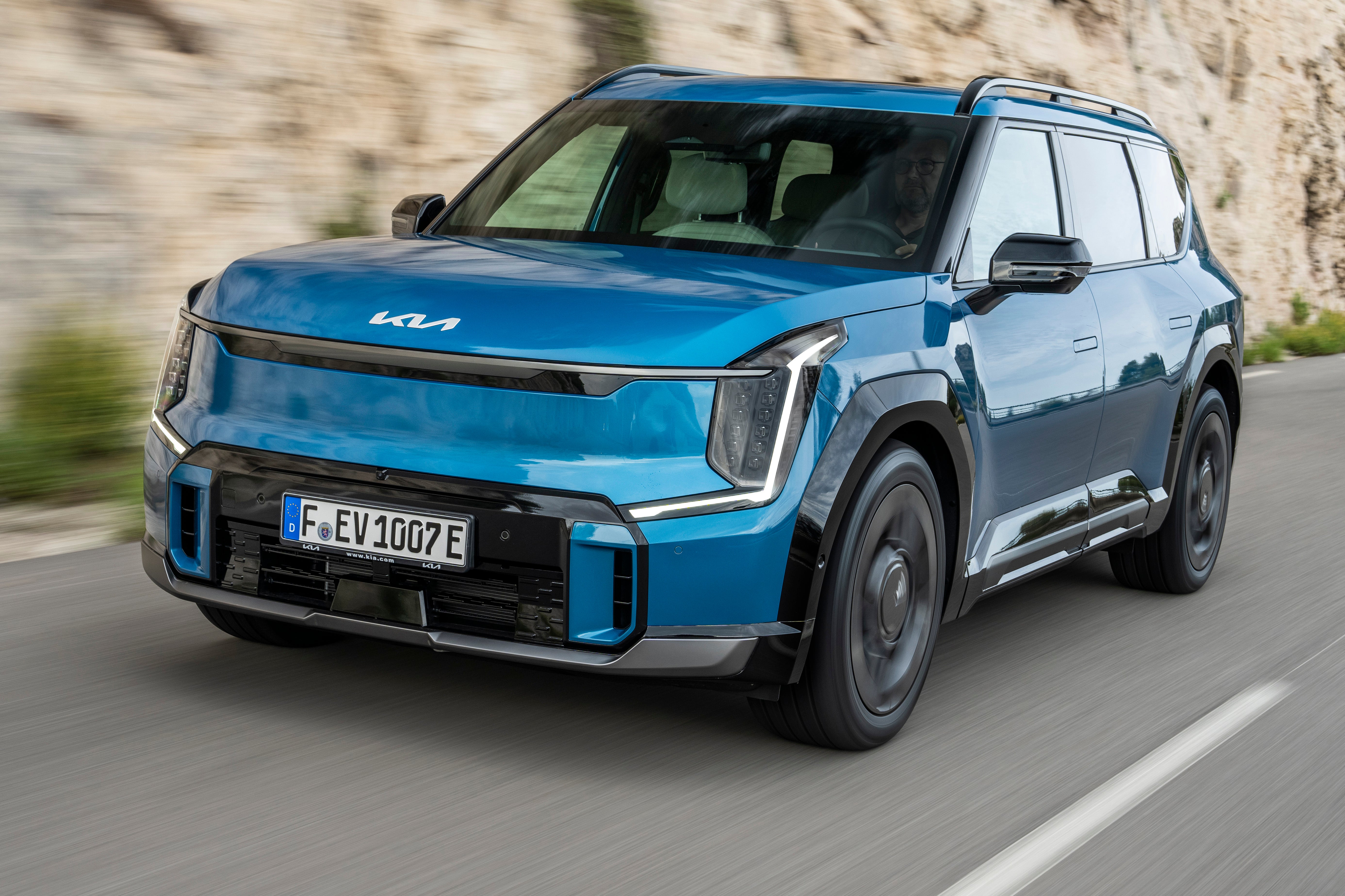 Best Electric SUVs 2024 | Heycar