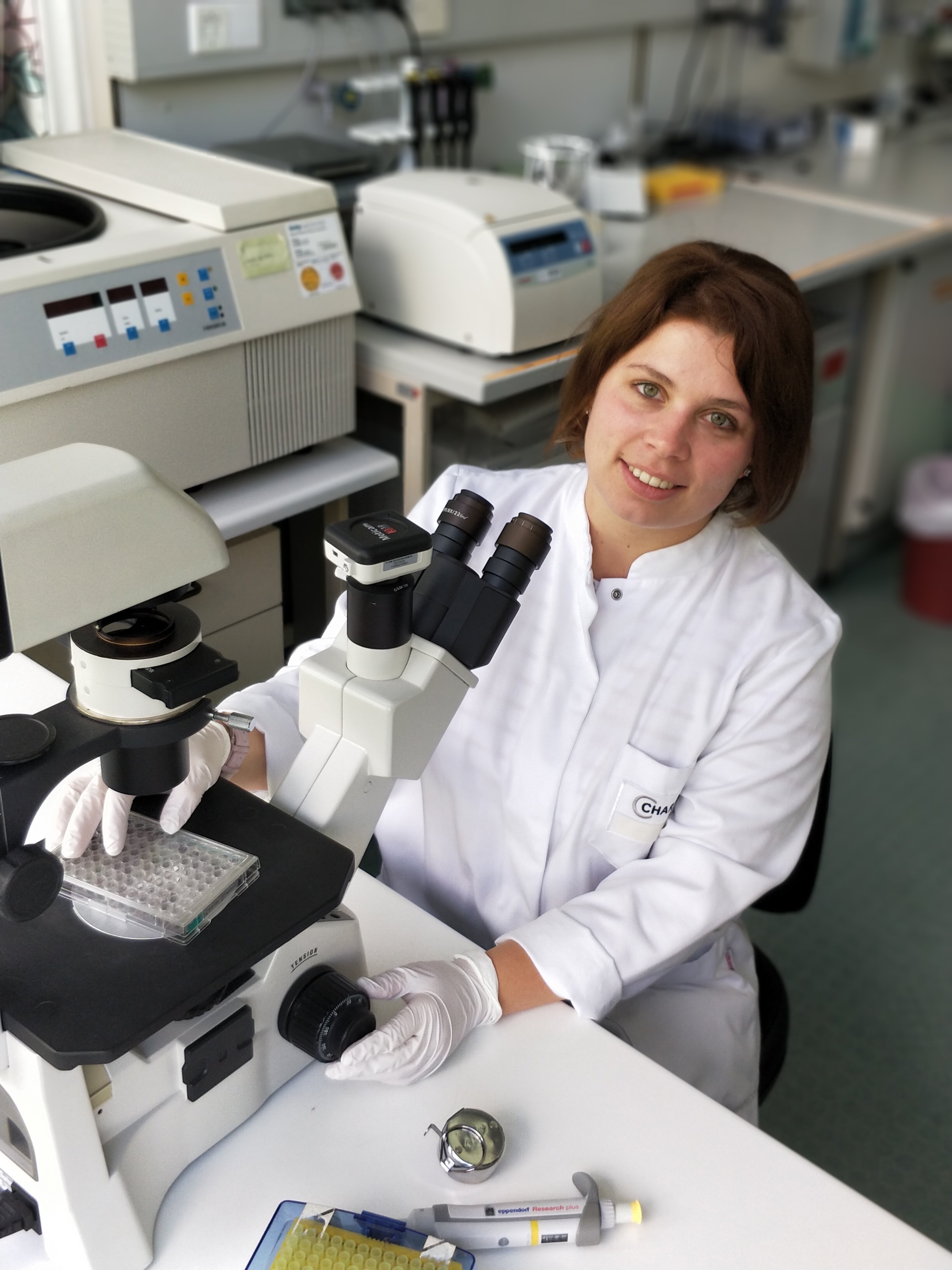 Dr. Katarina Riesner