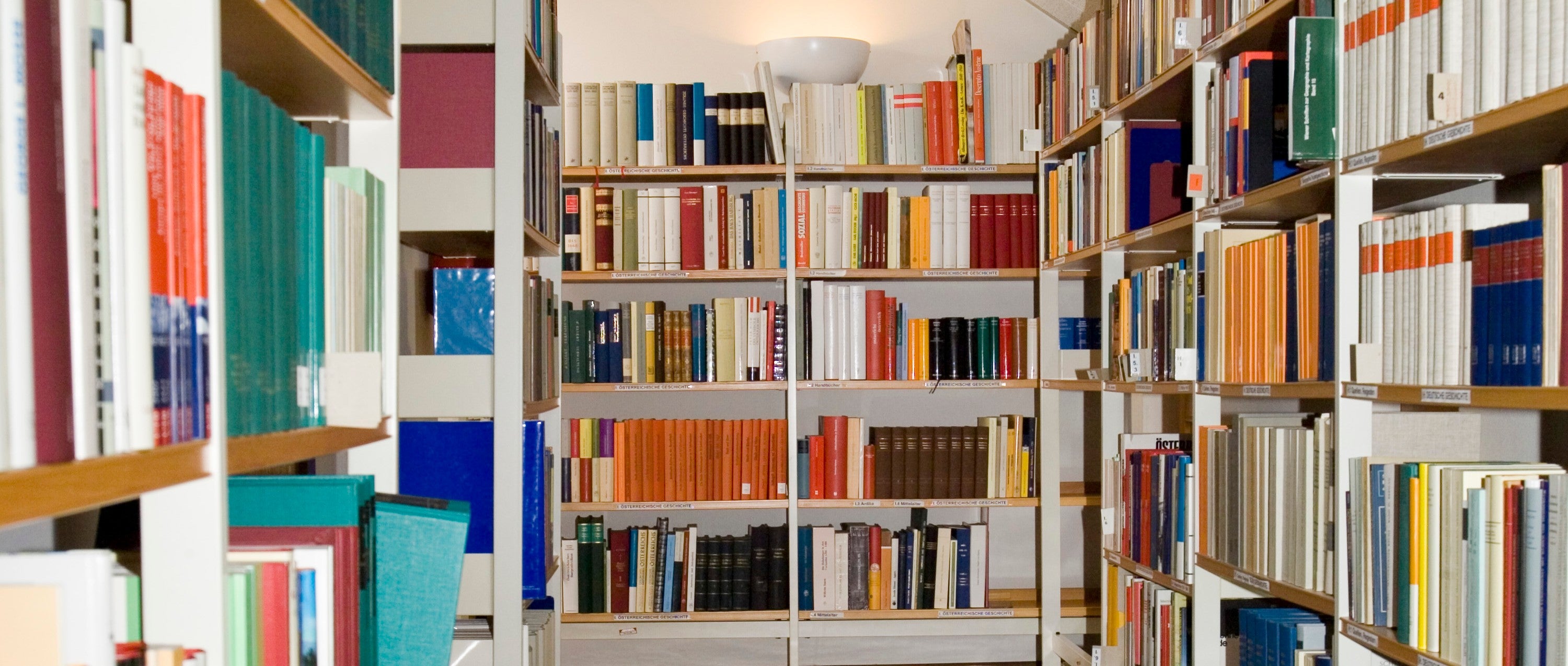 Landesarchiv - Bibliothek