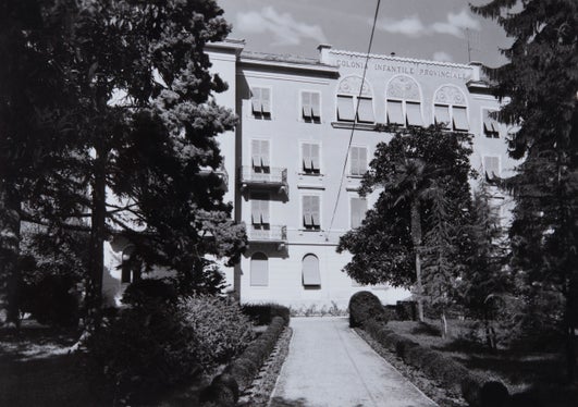 La Villa Miralago a Riva del Garda, 1952 (Ufficio famiglia, donna e giovenù n. 437)