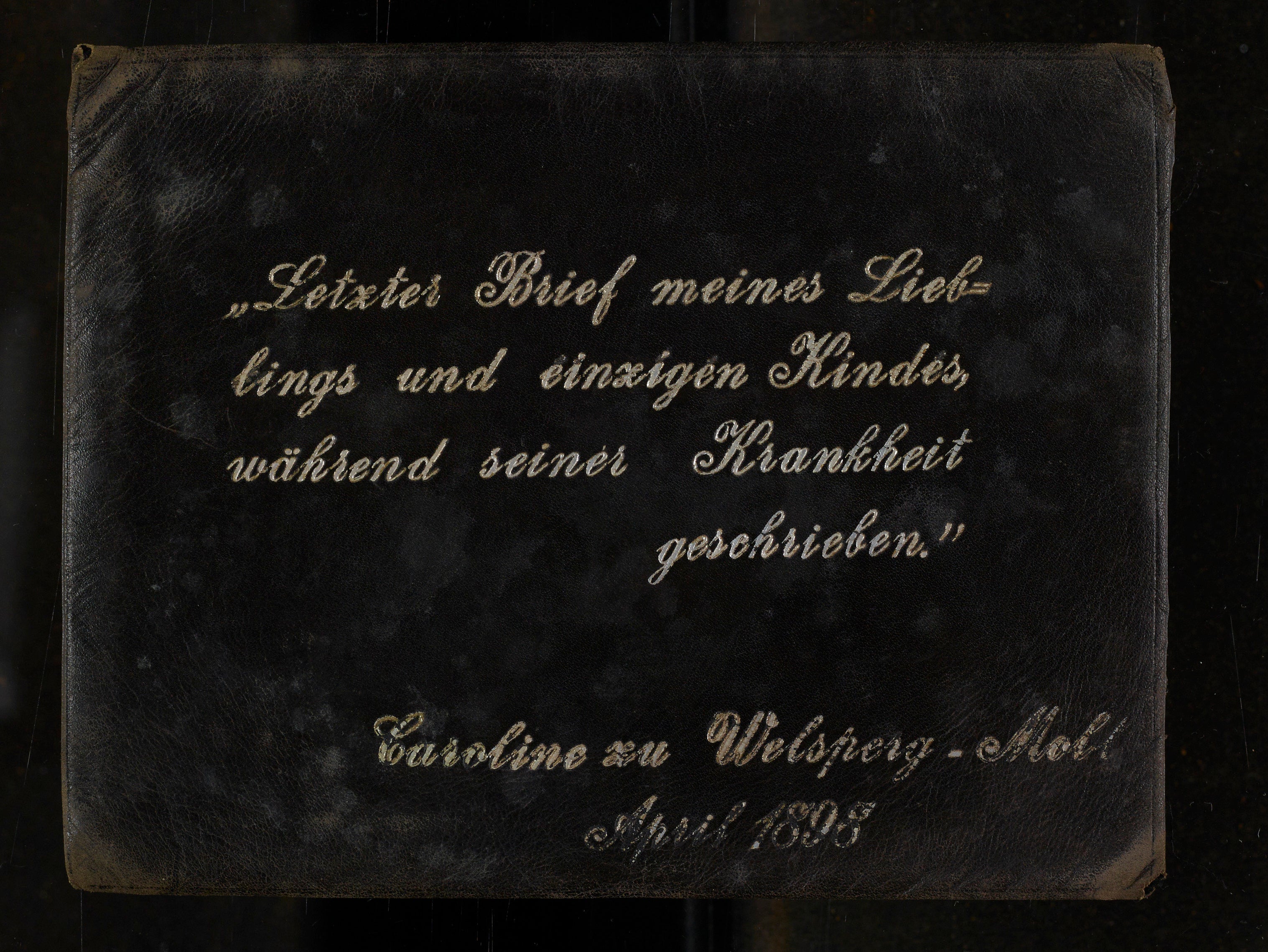 Ledertäschchen, in dem von der Mutter die beiden letzten Briefe Konrads aufbewahrt wurden