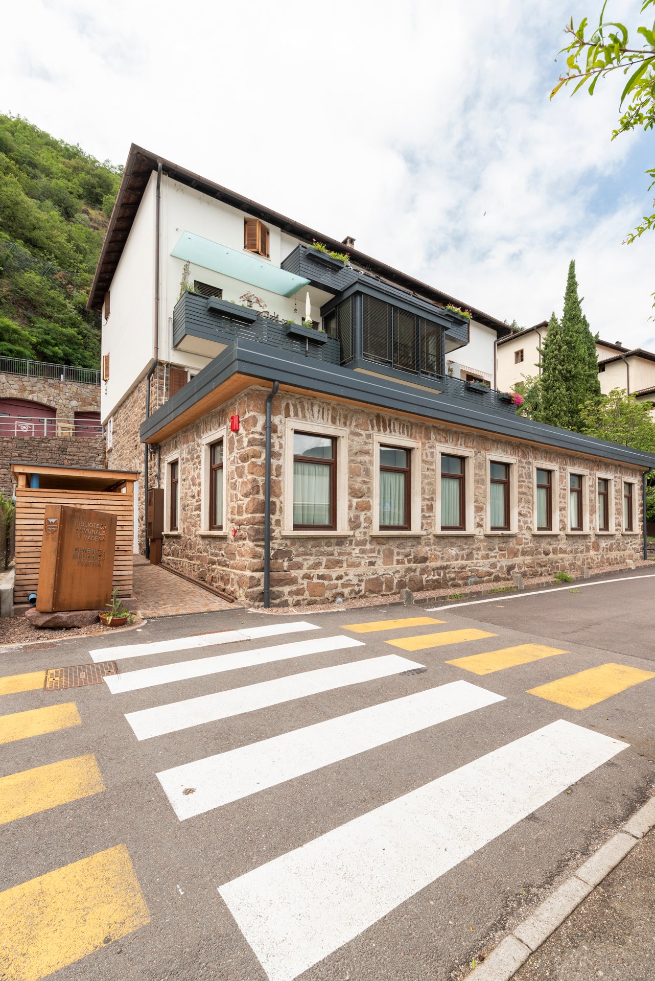 Öffentliche Bibliothek Pfatten – Foto: © Manuela Tessaro