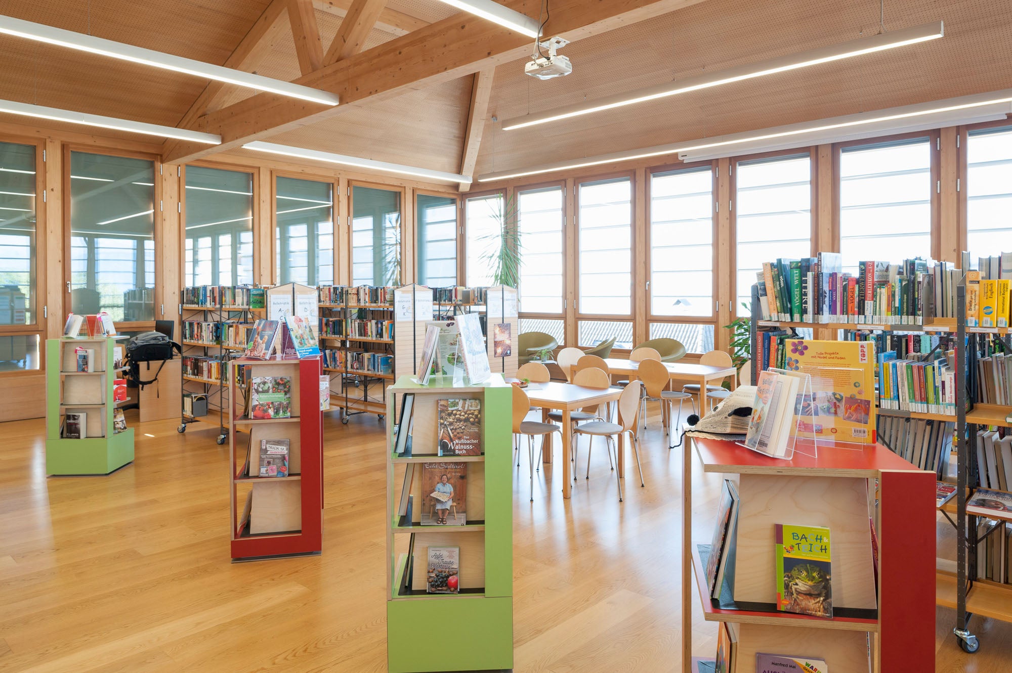 Öffentliche Bibliothek Vöran – Foto: © Ludwig Thalheimer