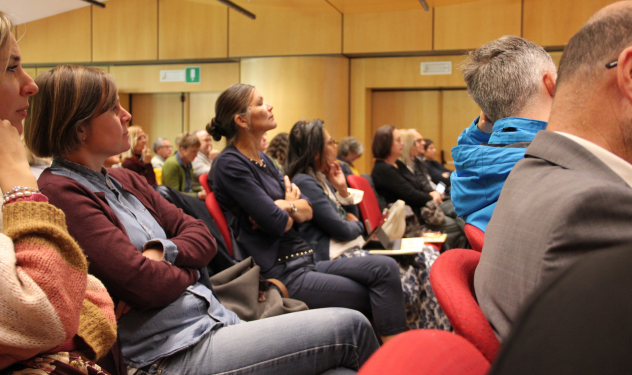 Über hundert Teilnehmende (Foto: LPA/Amt für Weiterbildung und Sprachen)