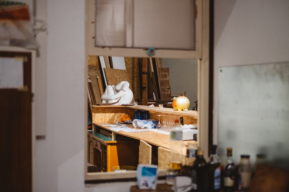 Blick in das Atelier einer bildenden Künstlerin