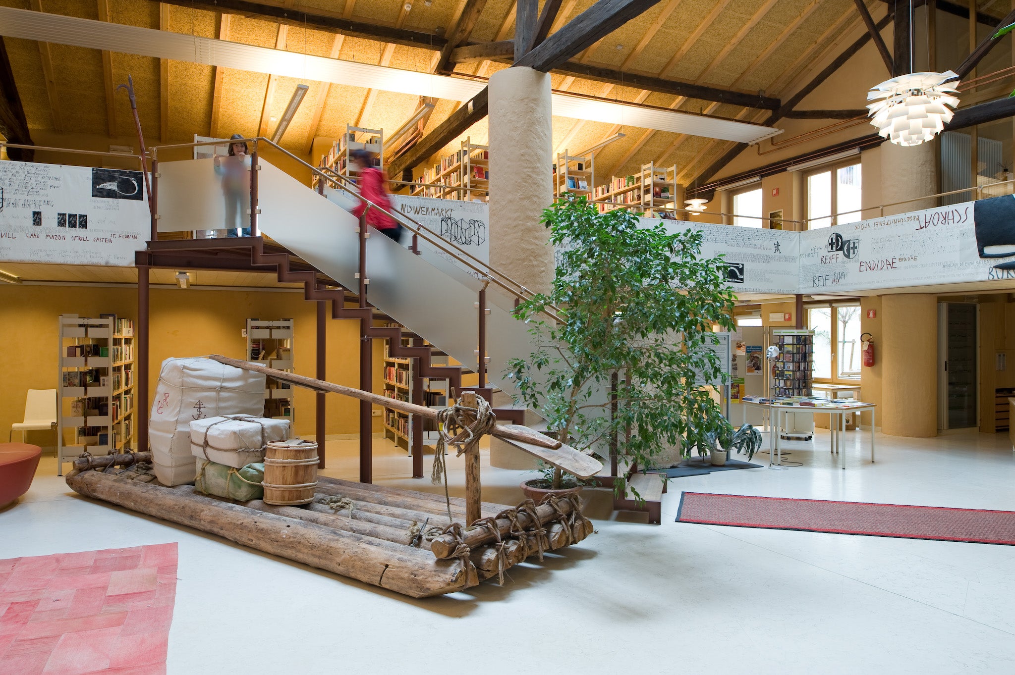 Öffentliche Bibliothek Neumarkt – Foto: © Ludwig Thalheimer