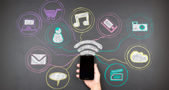 Le competenze mediatiche sono il tema annuale delle Giornate d'azione per la cittadinanza attiva 2026 (Foto: Amt WB/Canva)