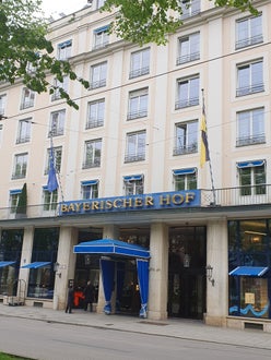 Auslands Praktikum München S. J. 23-24