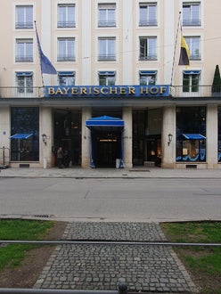 Auslands Praktikum München S. J. 23-24