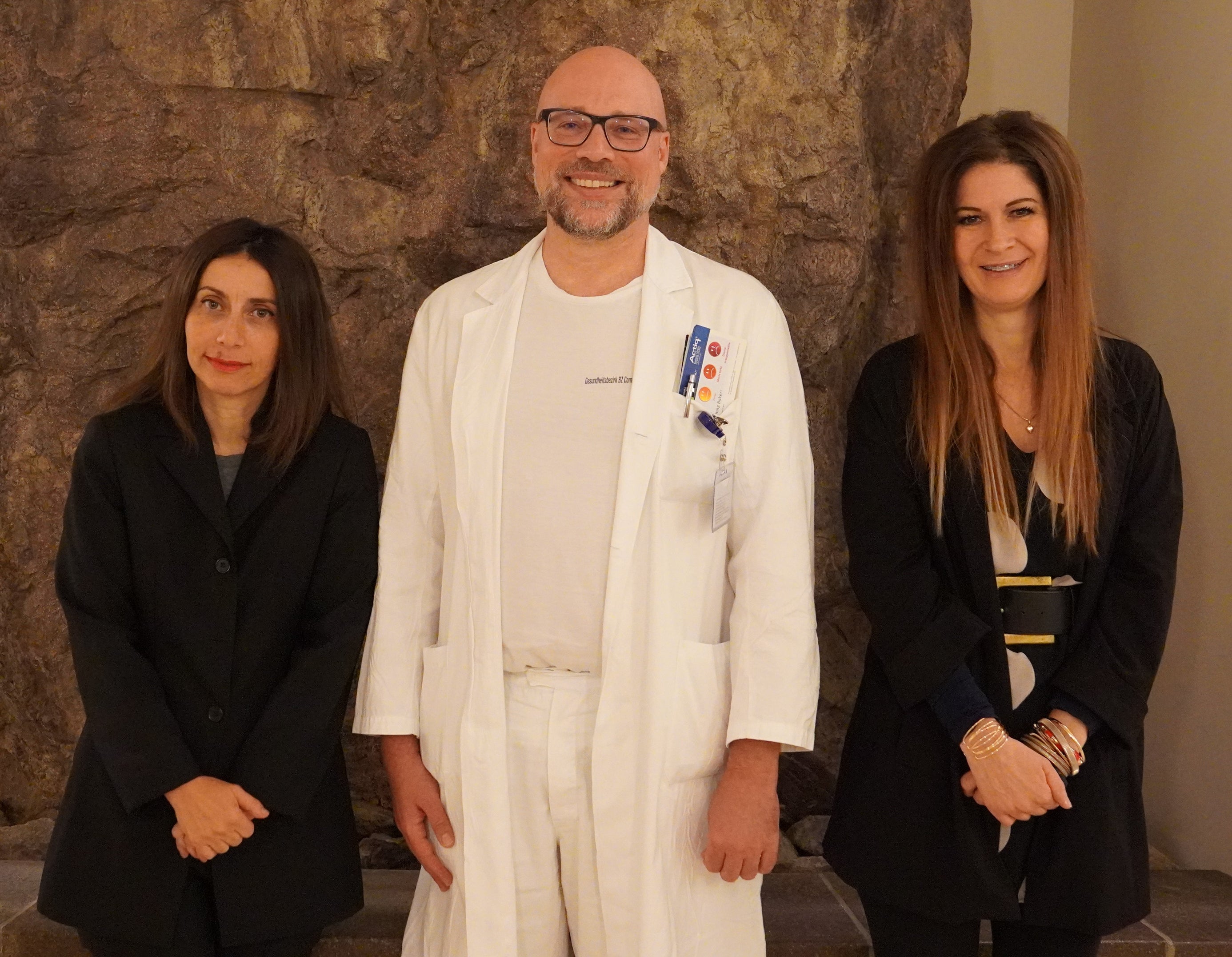 Da sin. Fiorina Costanzo, Martin Maffei e Monica Ria