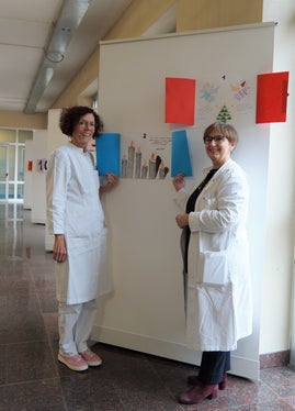 Zweite Fenster: Dorothea Morandell und Laura Battisti, Abteilung Pädiatrie