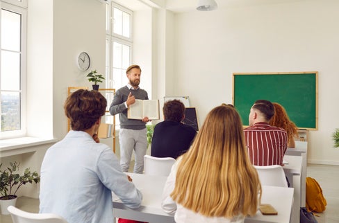 Sprachenlernen im Erwachsenenalter (Foto 123rf)