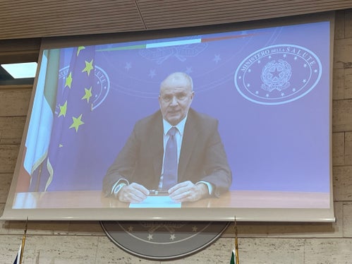 Gesundheitsminister Orazio Schillaci wurde live dazugeschaltet