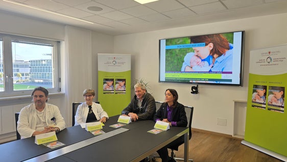 Vorstellung der neuen Präventionskampagne „Ich schau auf dich“ gegen das Respiratorische Synzytial-Virus (RSV)