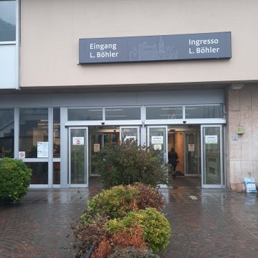 Eingang Lorenz Böhler