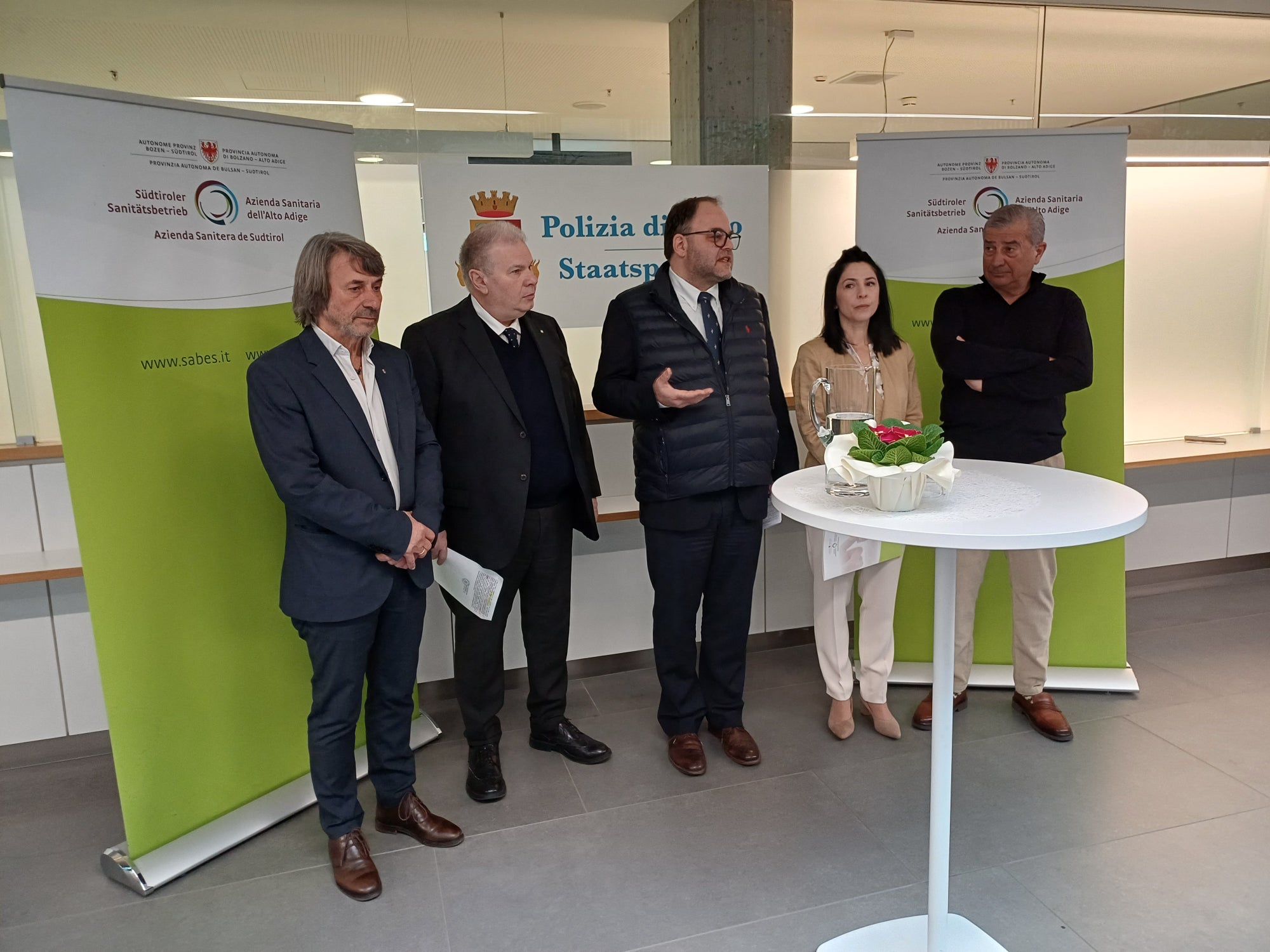 Assessore Hubert Messner, Questore Paolo Sartori, Direttore generale Christian Kofler, Direttrice sostituta di Comprensorio Stefania Bertolami, Direttore di Comprensorio Umberto Tait